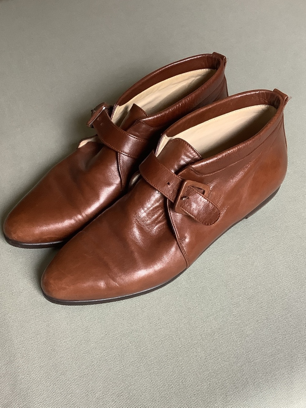 Bally Women’s  Strap Oxfords in Chestnut Brown Soft Leather. Made in Italy.